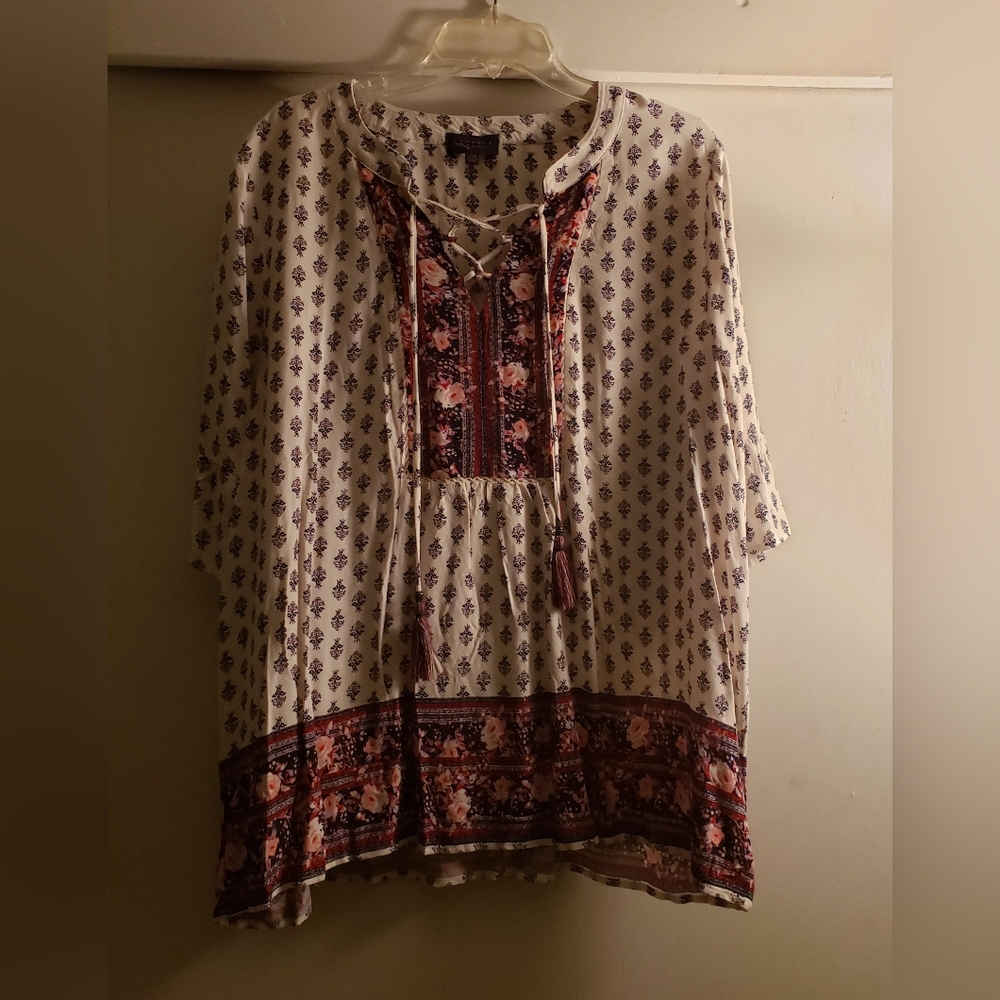 Brand New Women's XXL Top by Artesia